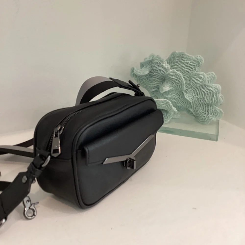 REDUCED $245 Botkier Cobble Hill Camera Crossbody Bag Black Crossgrain Leather